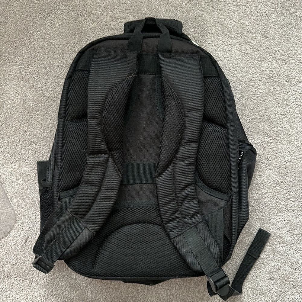 Perry Ellis back pack - Picture 2 of 4